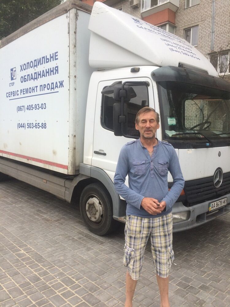  16966625  Oleg, 58 ,    