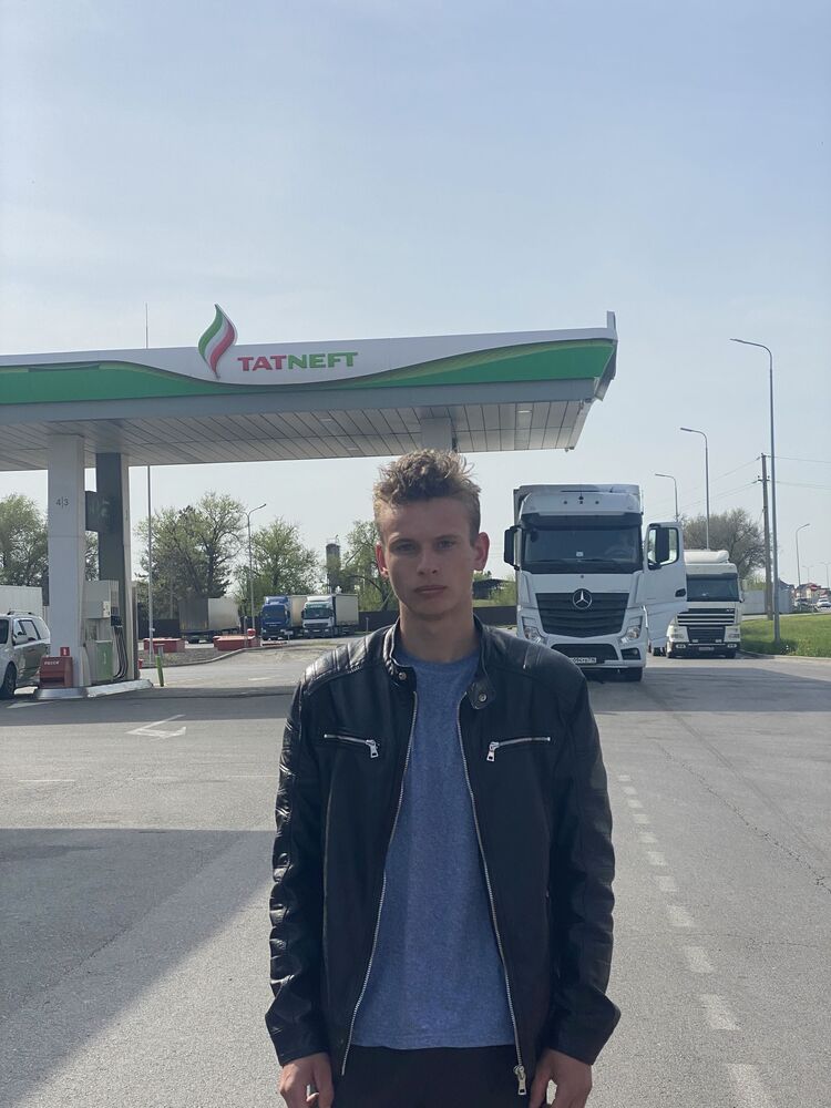  26336655  Kirill, 22 ,    