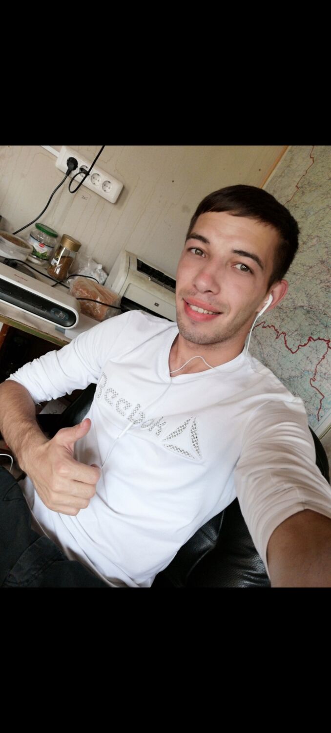  53259075  Matvey, 31 ,    