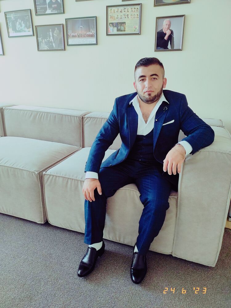  ,   Magomed, 33 ,   ,   , c , 