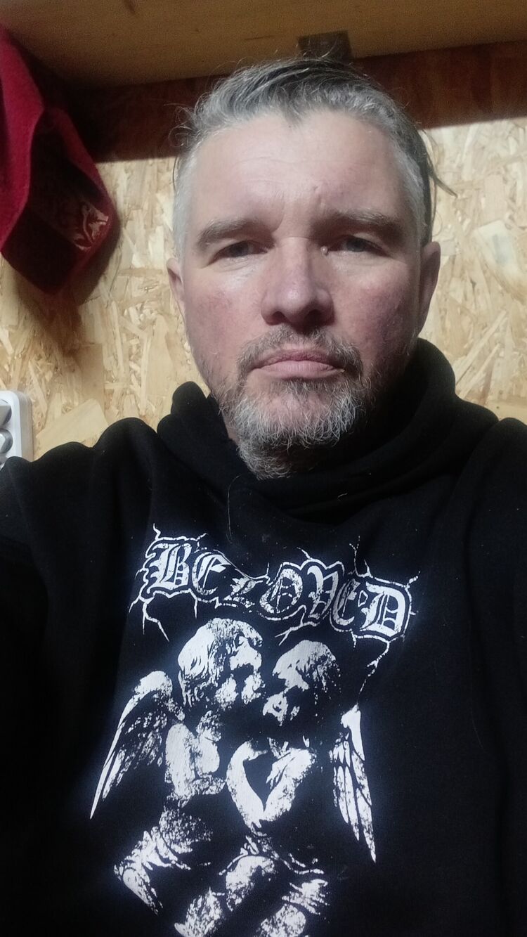  41342575  Gennady, 56 ,    