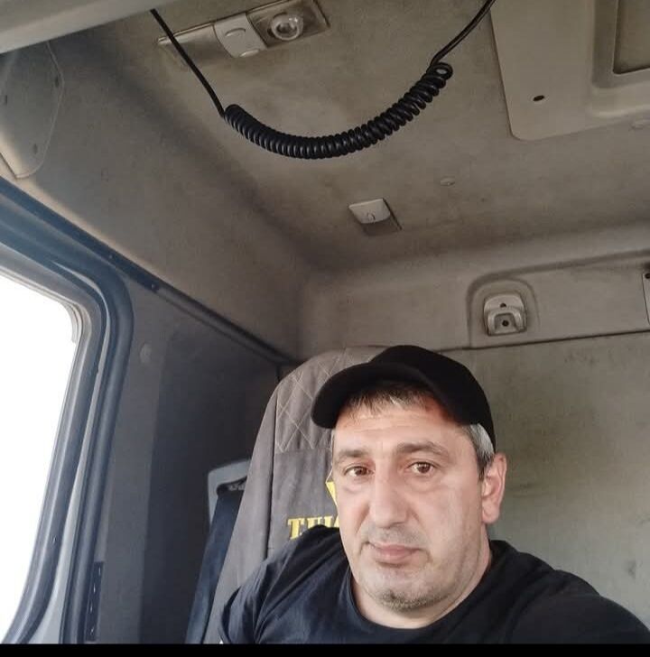  53340295  , 41 ,    