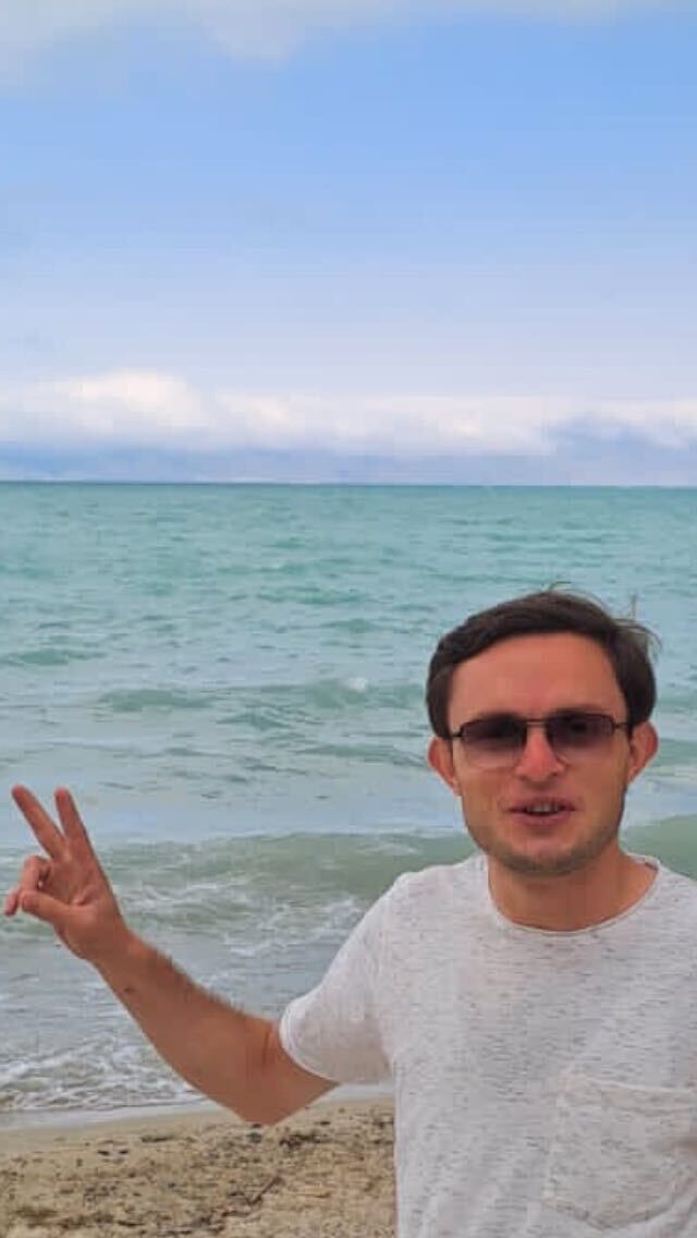  52684875  , 30 ,    Frankfurt Am Main