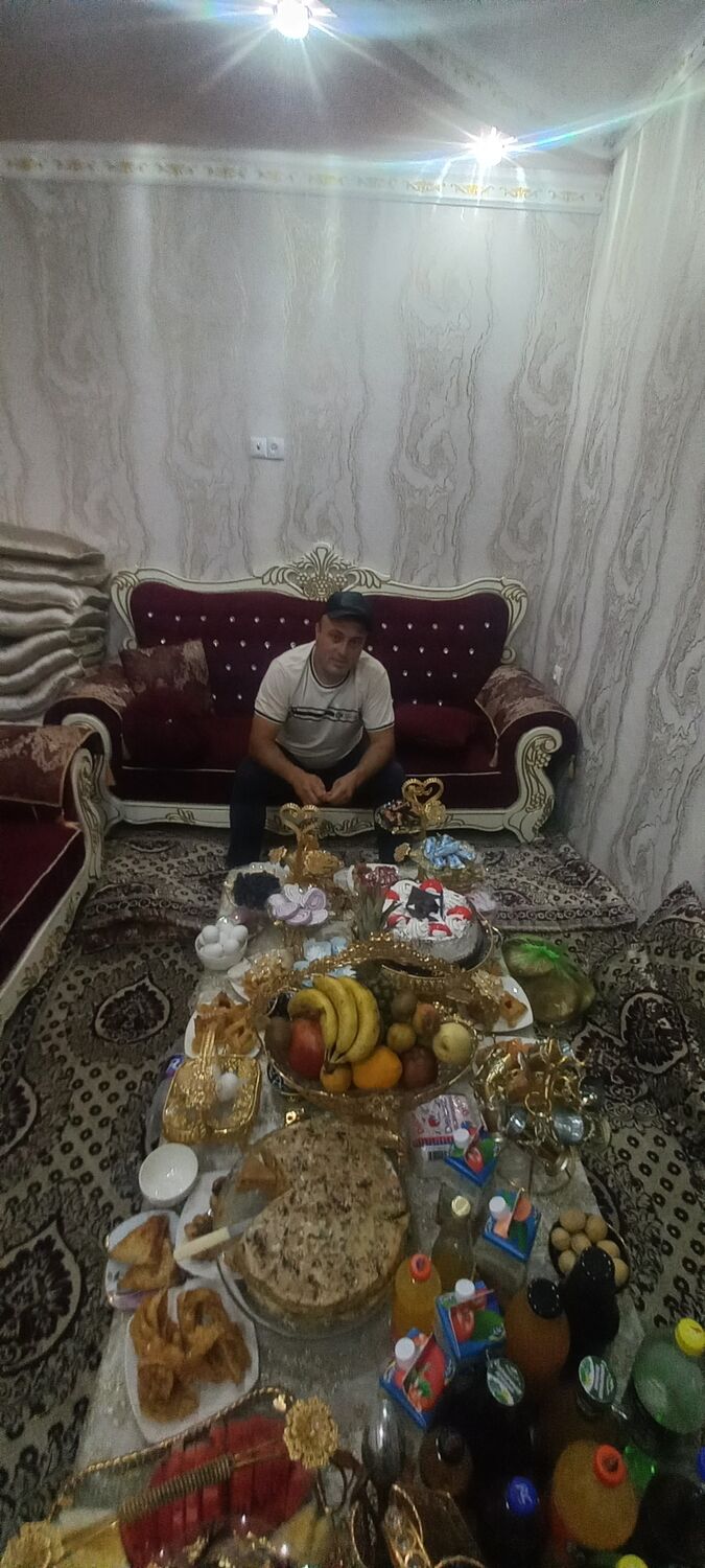  42215765  Ali, 40 ,    