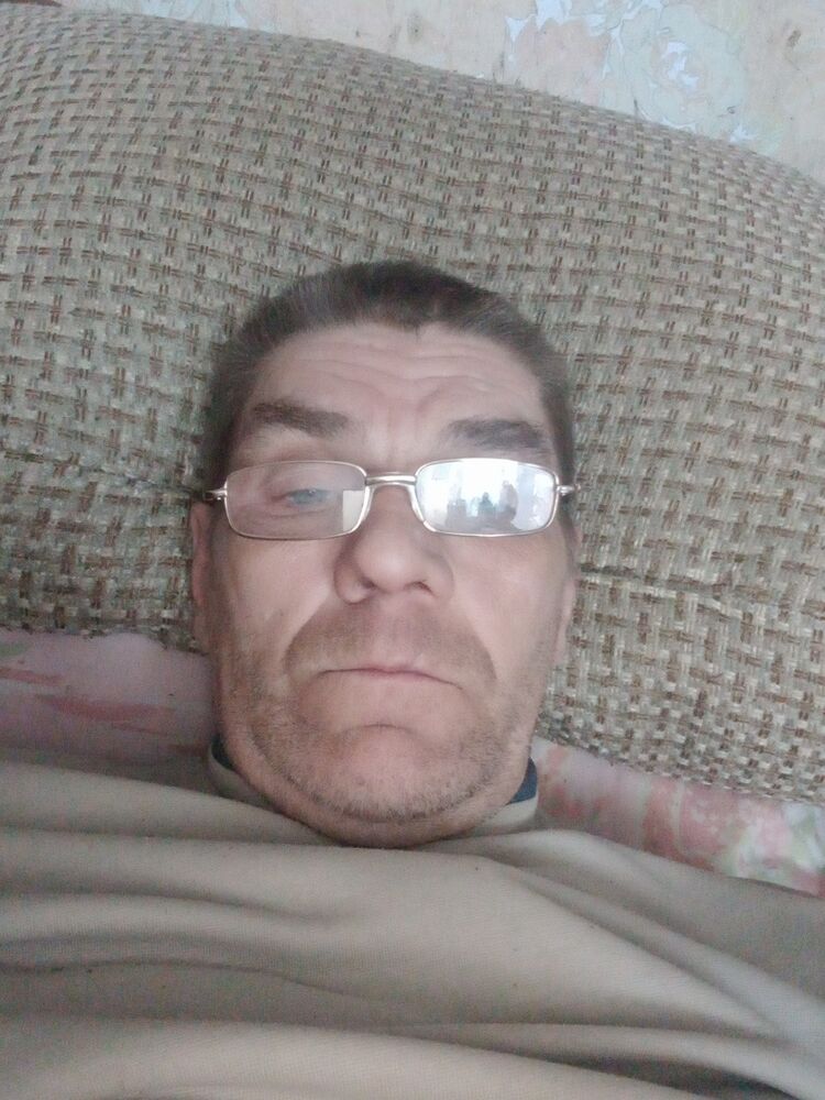  35408775  Andrei, 52 ,    