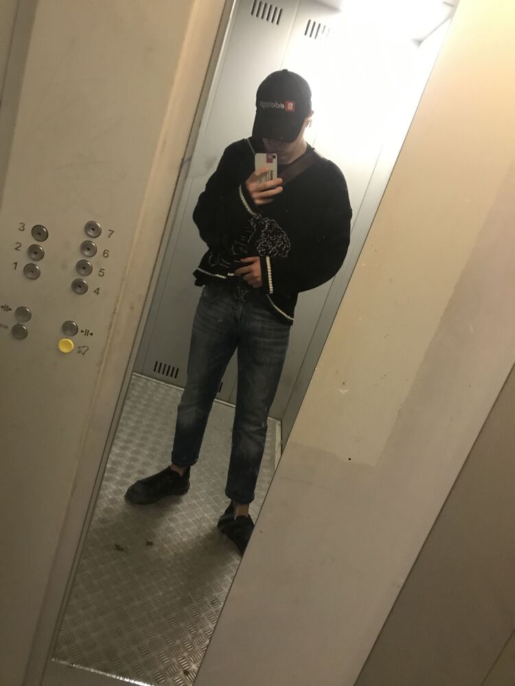  35127085  , 20 ,    