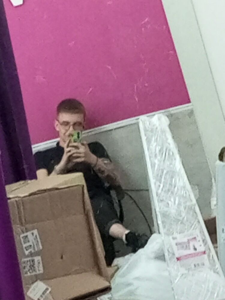  ,   Oleg, 22 ,   ,   , c , 