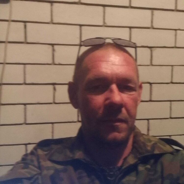 50132885  , 42 ,    