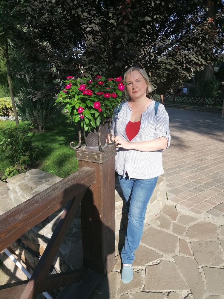  53414985  , 49 ,    --