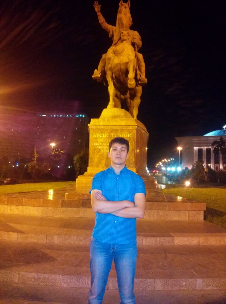  4736585  Odil, 32 ,    