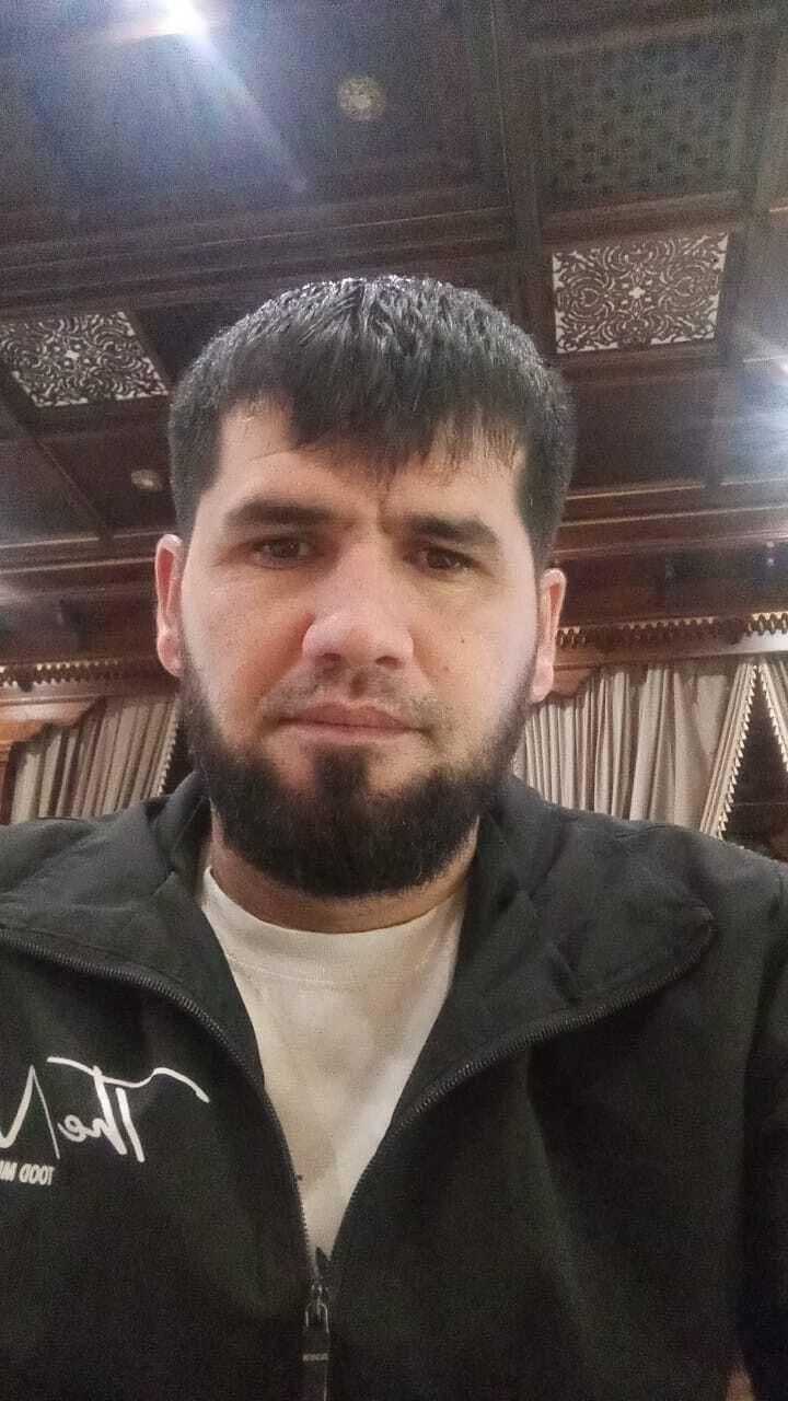  43767105  , 37 ,    