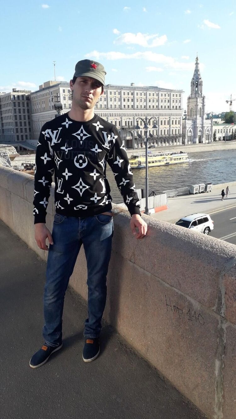  ,   , 33 ,   c 