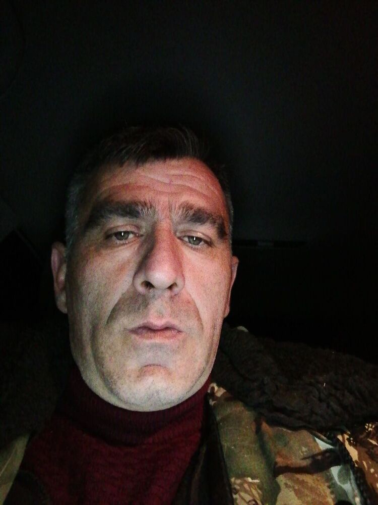  40870845  , 44 ,    