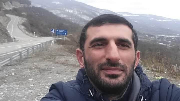  24547965  Goga, 45 ,    
