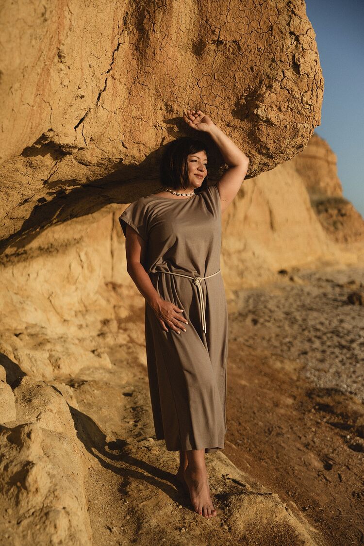  54075035  Nadezhda, 47 ,    