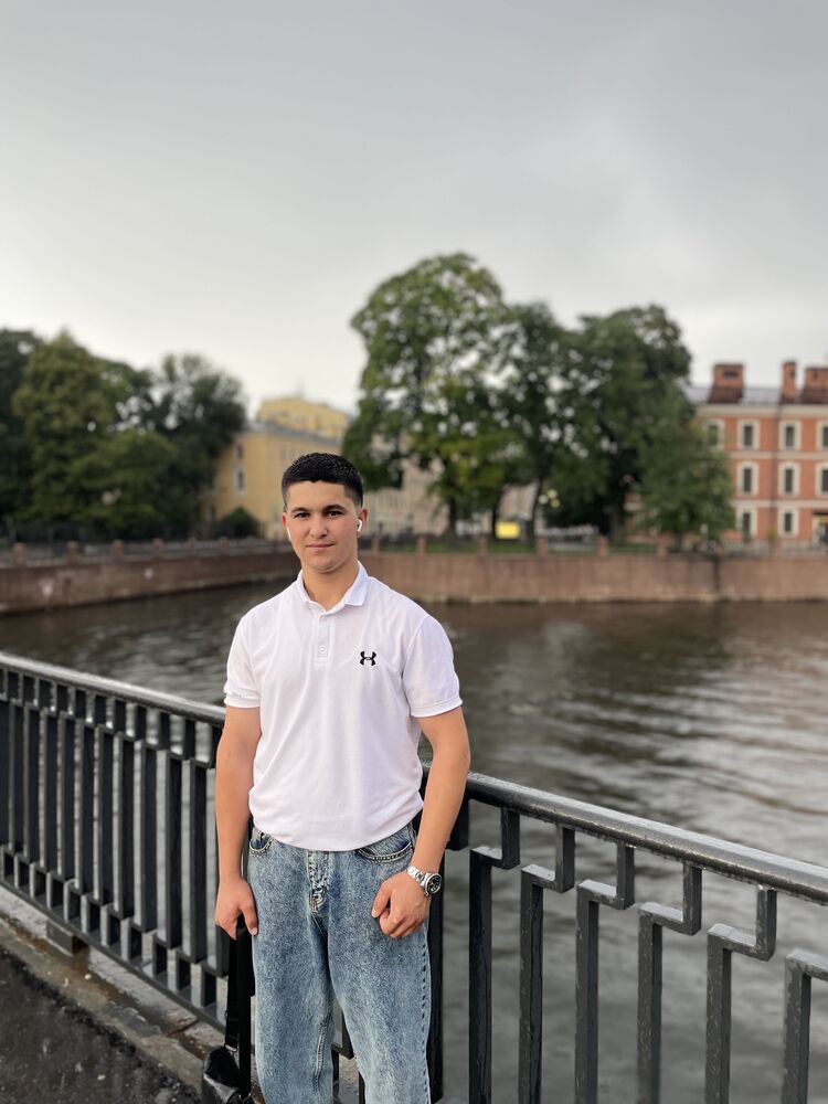  53805385  , 21 ,    -