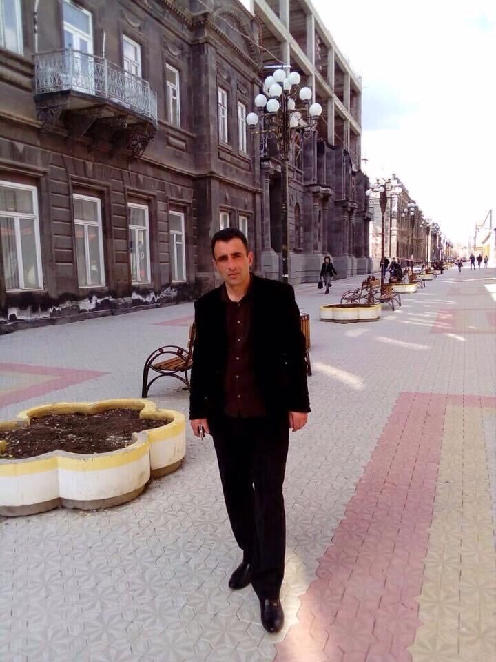  26420405  Karen, 43 ,    