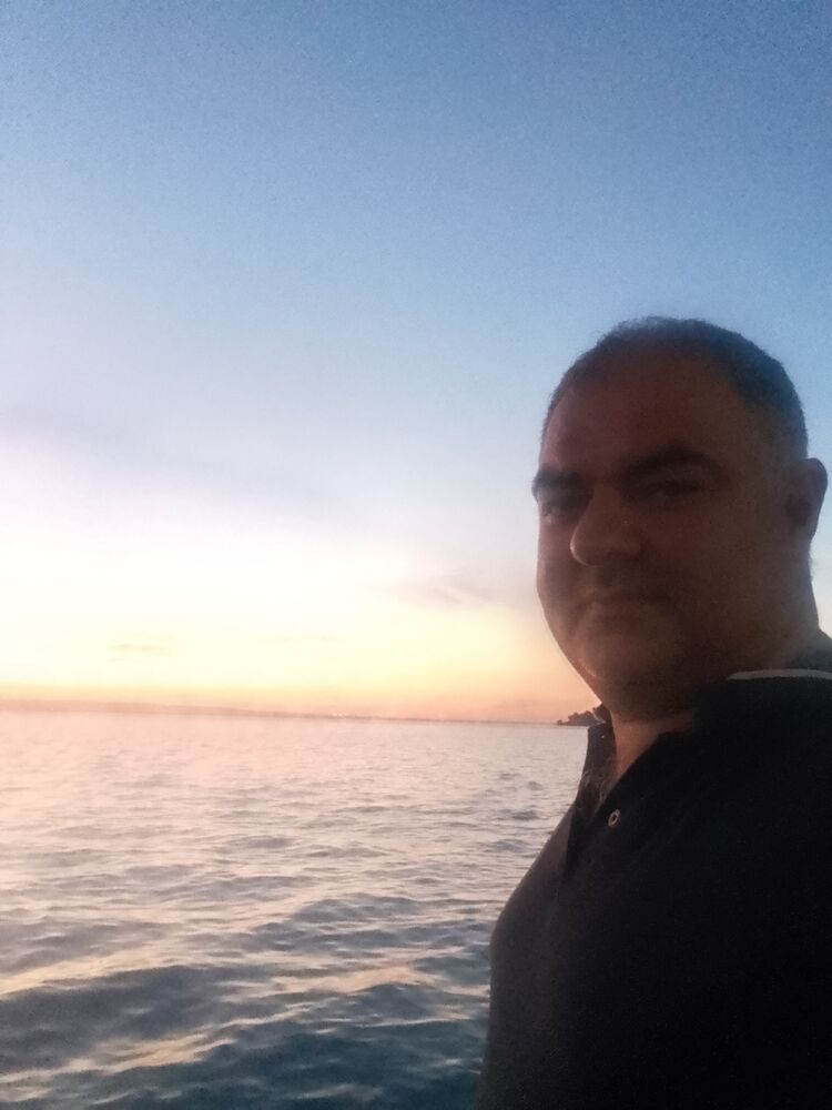  52560505  Murat, 44 ,    