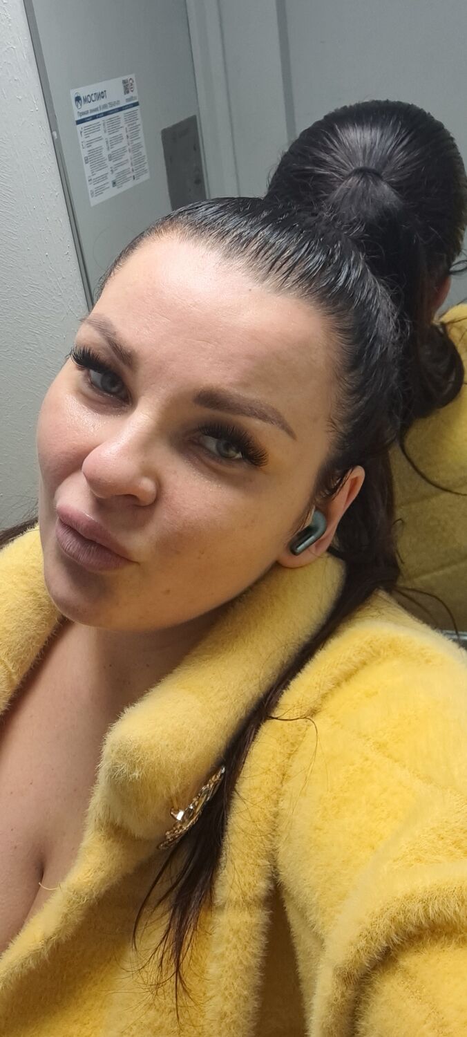  54400615  Alina, 40 ,    