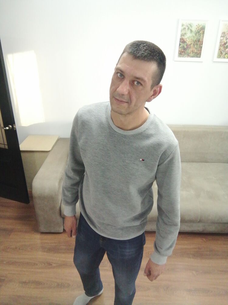  52444815  A, 38 ,    