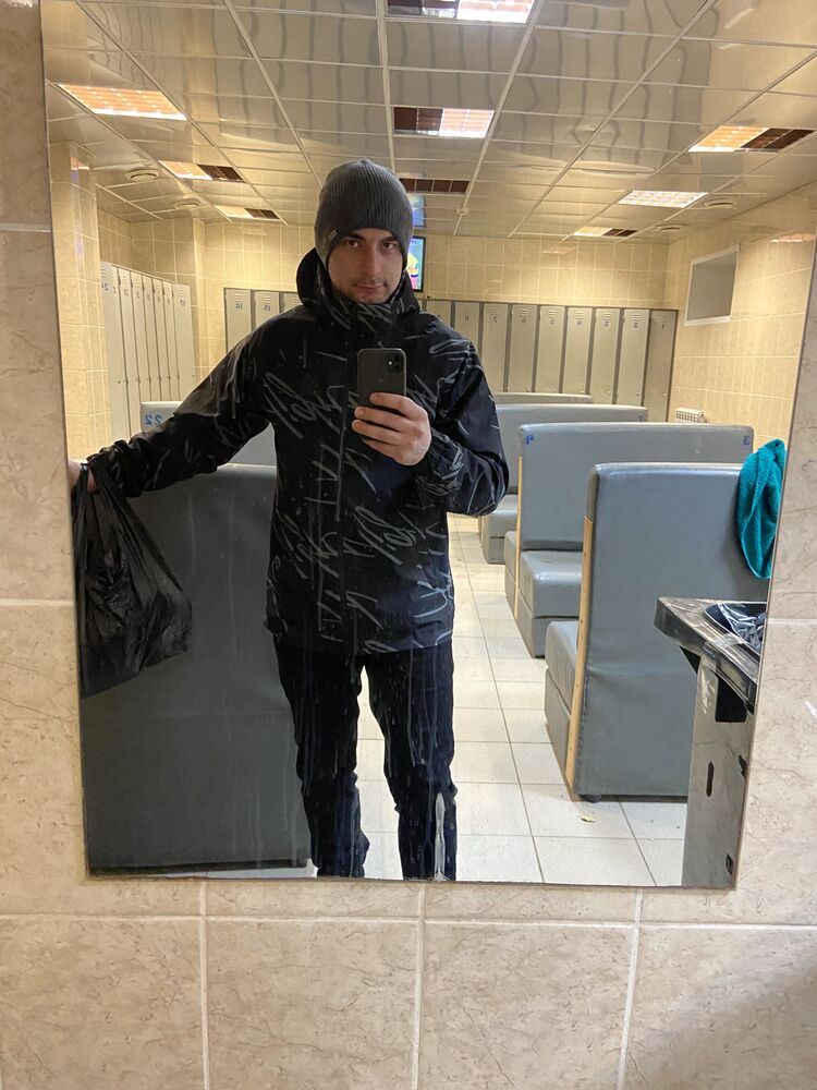 35112115  Vlad, 34 ,    