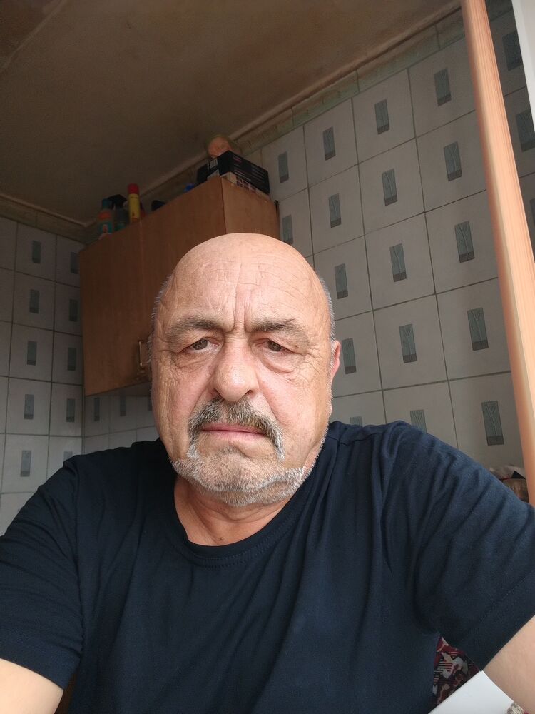 52088475  , 62 ,    