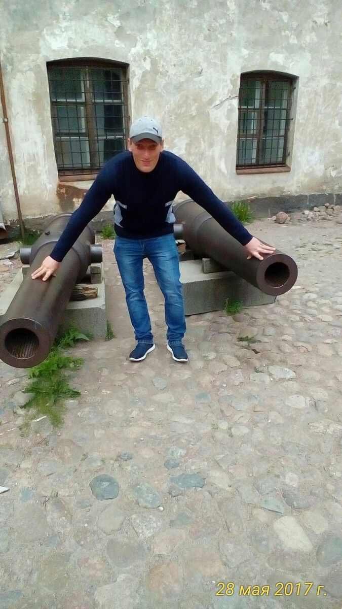  ,   Anton, 36 ,   ,   , c 