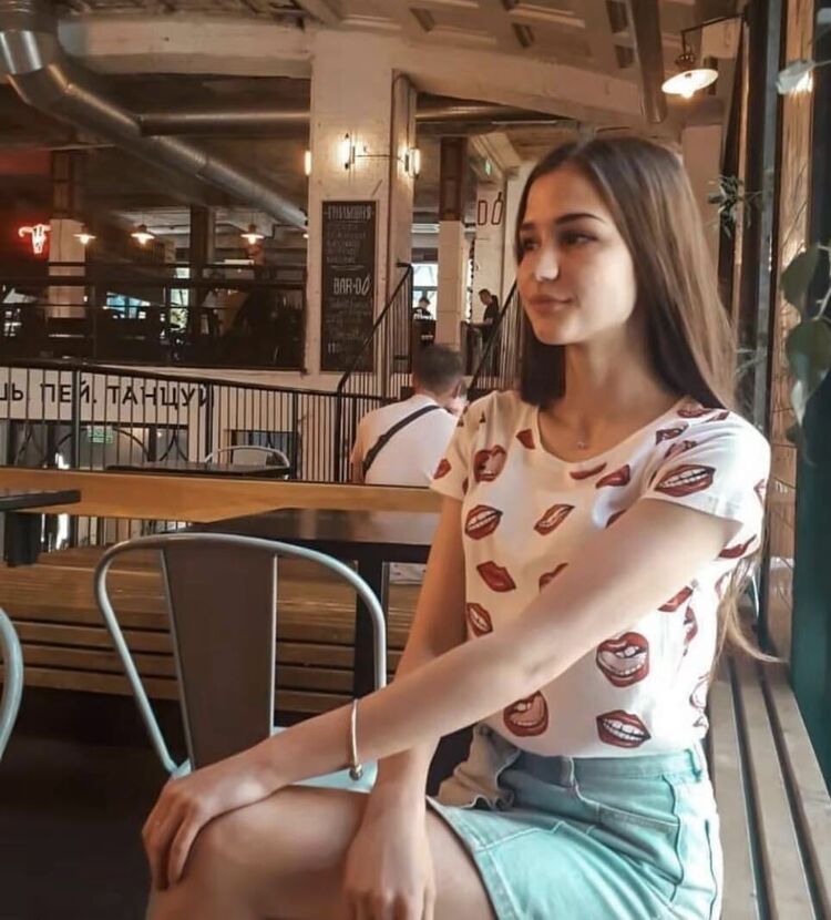  52383795  Irina, 20 ,    