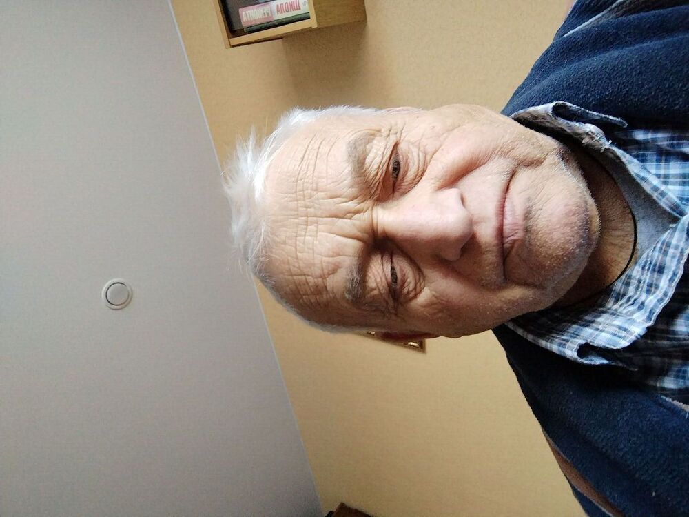  ,   Victor, 76 ,   ,   