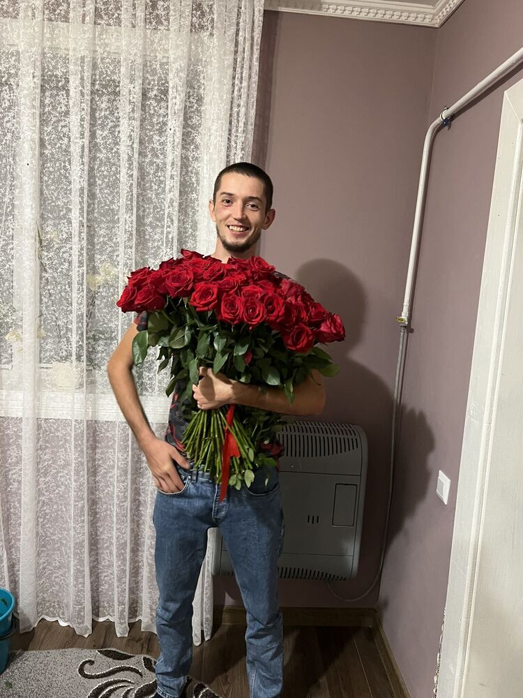  48305895  Nazar, 27 ,    