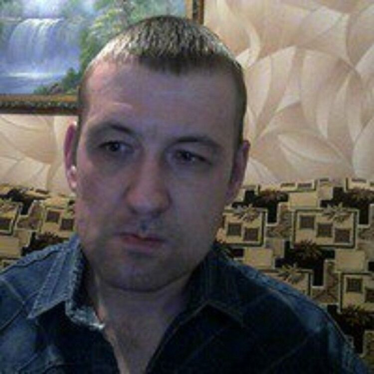  11013925  Sergei, 45 ,    