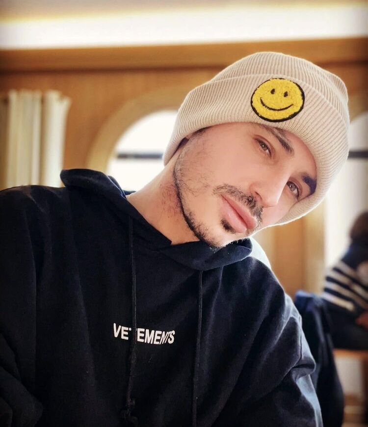 ���� 55389675 ������� Vlad, 36 ���, ���� ���������� � Palais-Bourbon