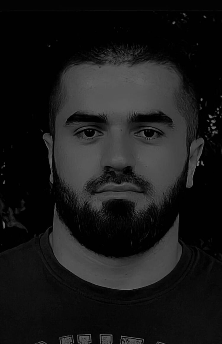  28567305  Umar, 27 ,    