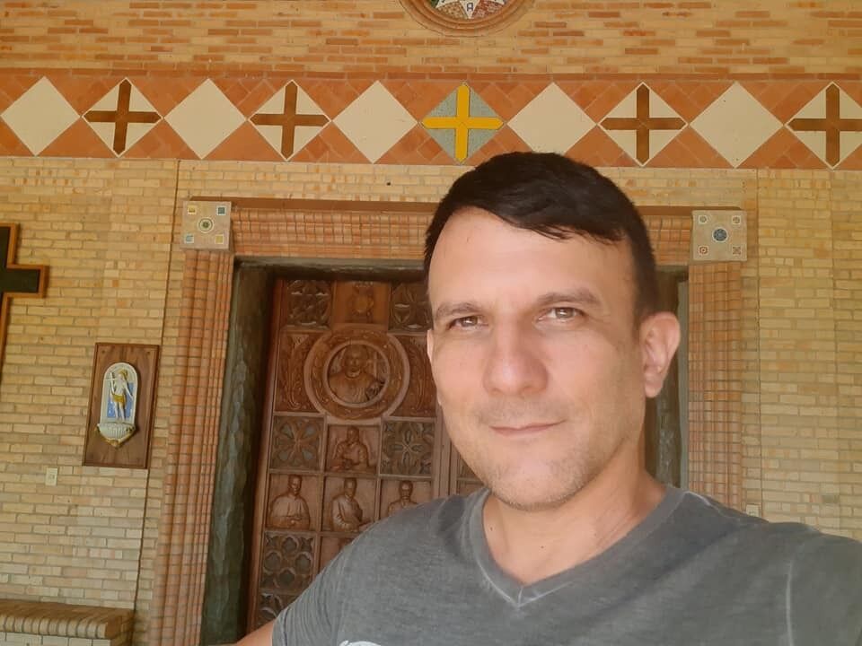  38381415  GeorgeMorgam, 52 ,    Kleinwarasdorf