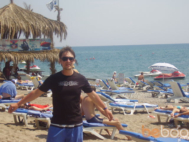  ,   Anton, 44 ,  