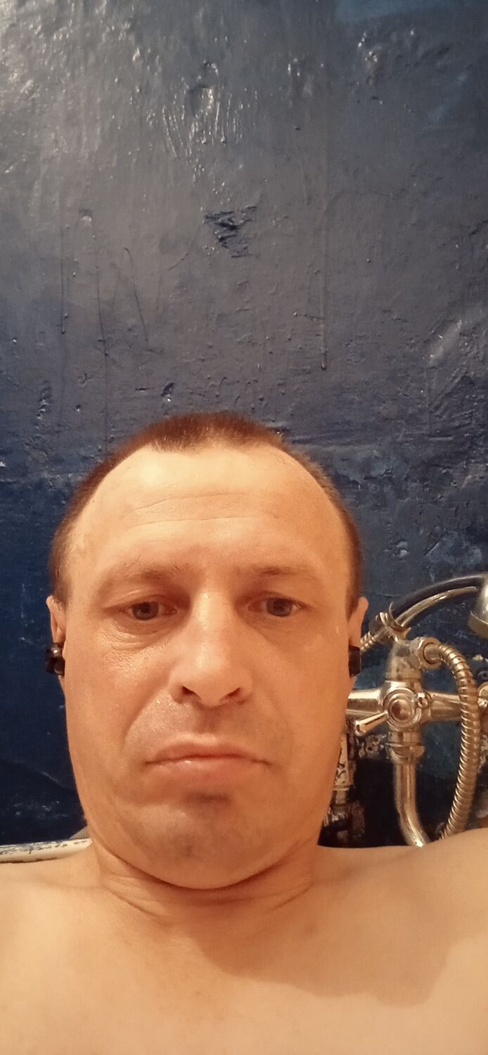  51597805  Feddr, 47 ,    