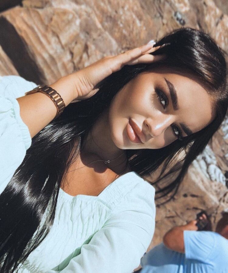  ,   Alina, 25 ,   ,   , c , 
