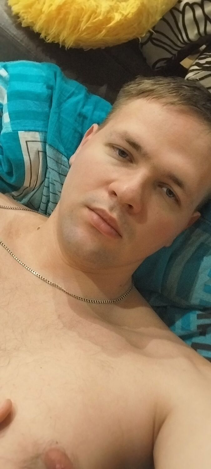 33076395  , 29 ,    
