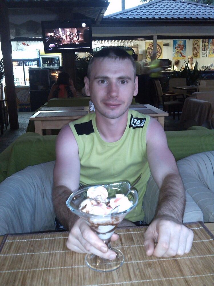  ,   Anton, 40 ,   ,   , c 