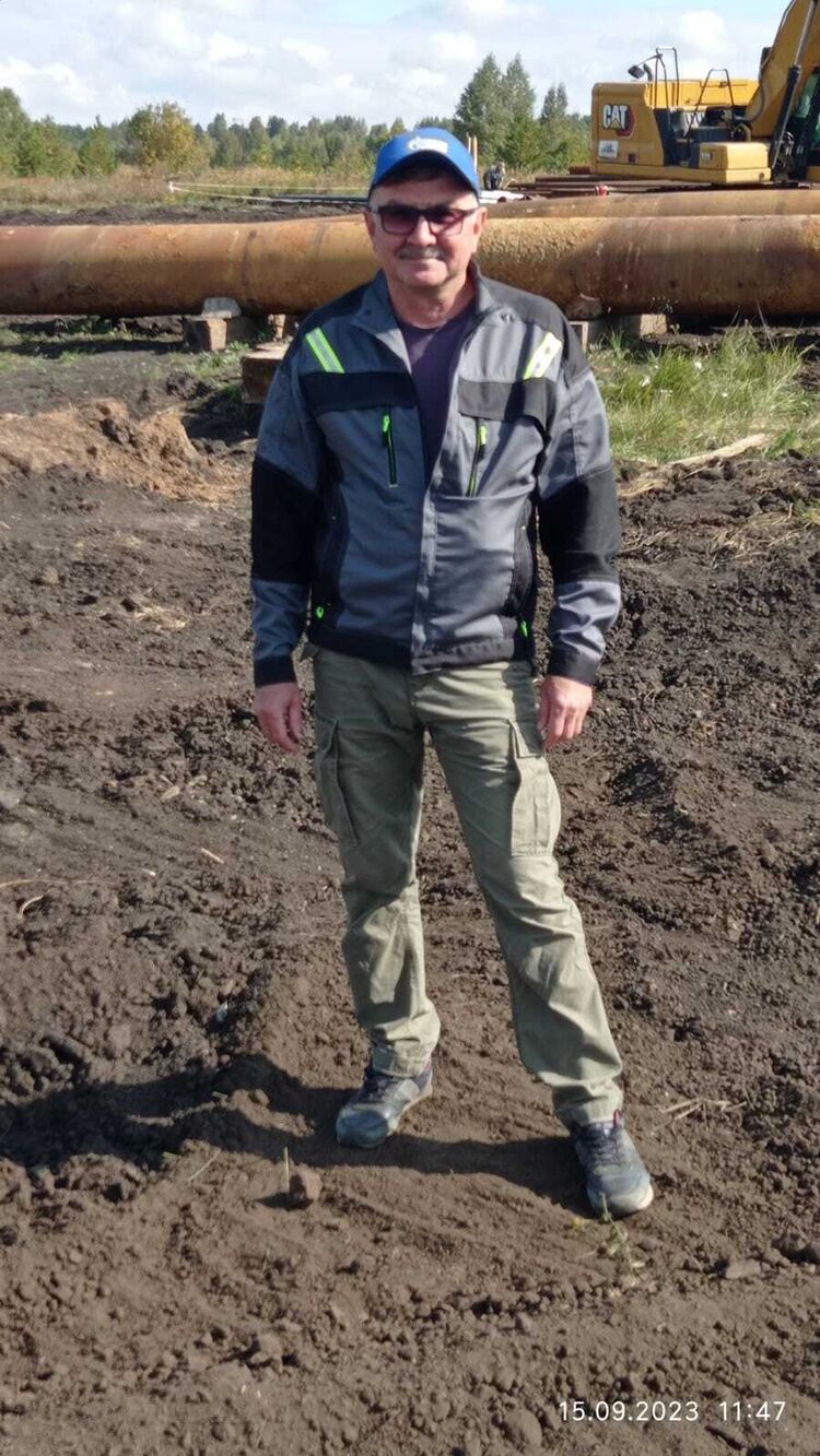  37879955  , 54 ,    