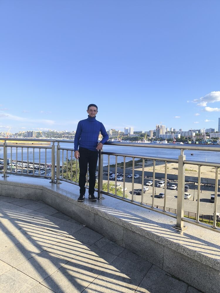  53884305  Seroj, 31 ,    