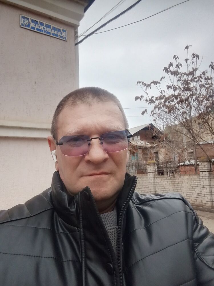  49710605  , 46 ,    