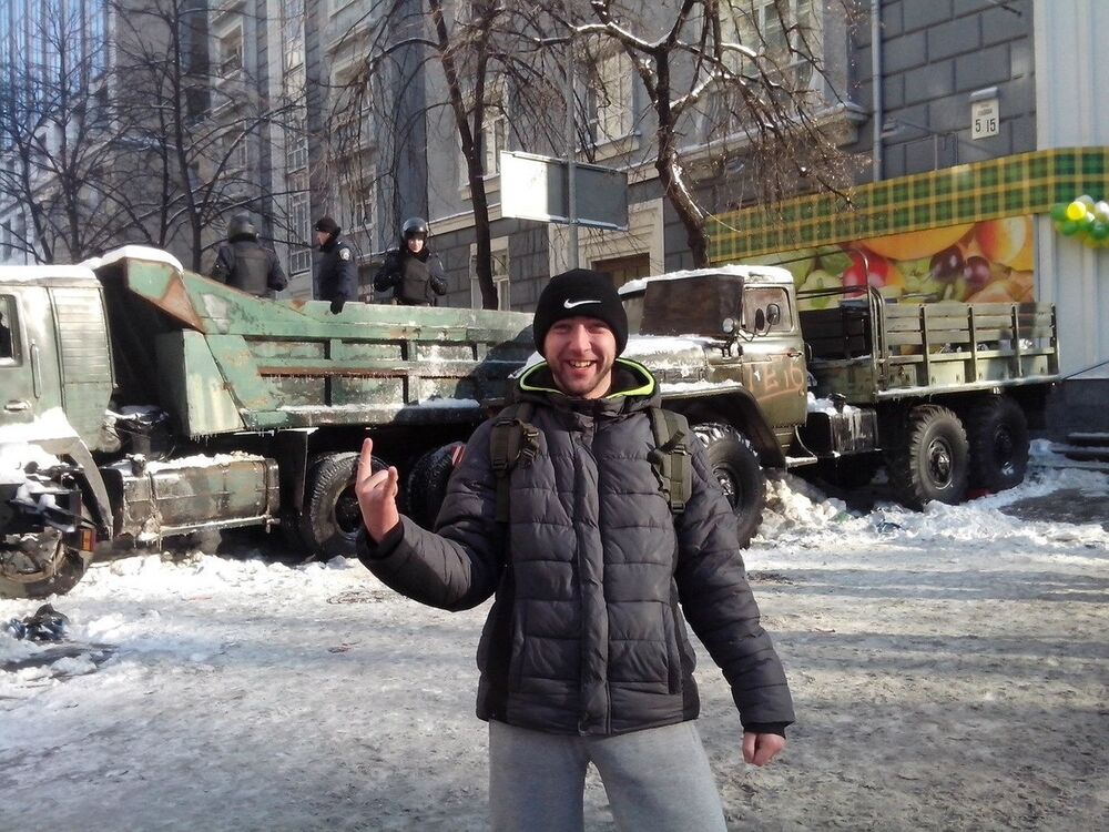  ,   Vitaly, 36 ,   ,   , c , 