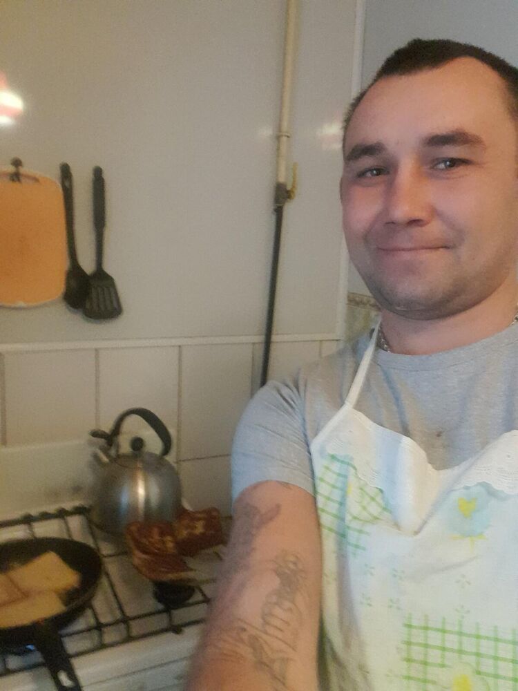  49656135  , 40 ,    