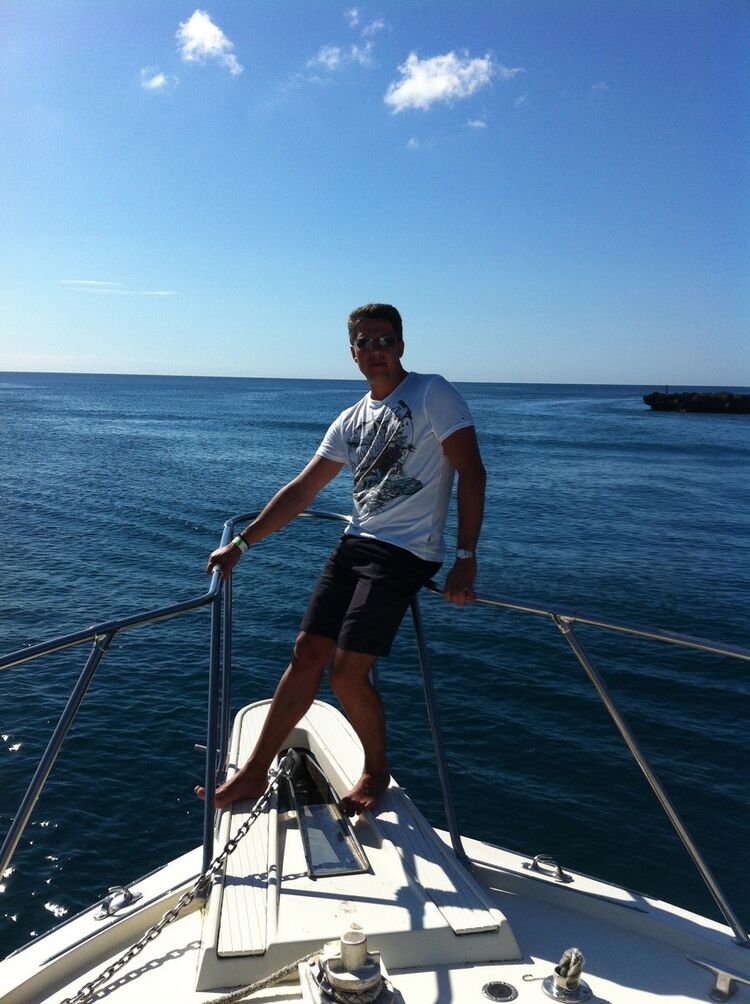  ,   Igor, 54 ,   