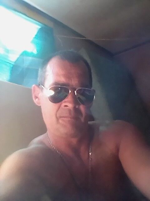  10633675  Andrei, 55 ,    