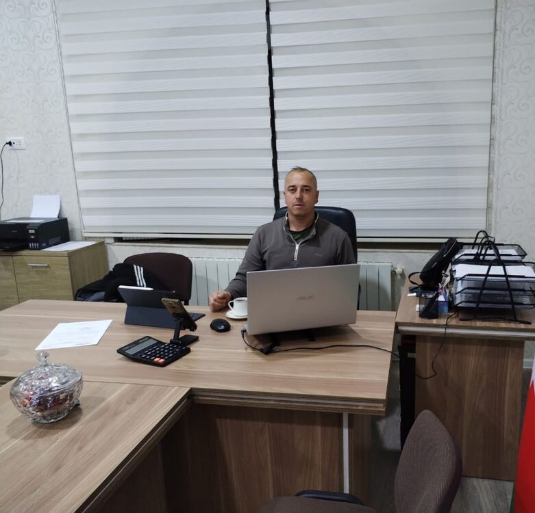  48420005  Anar, 38 ,    