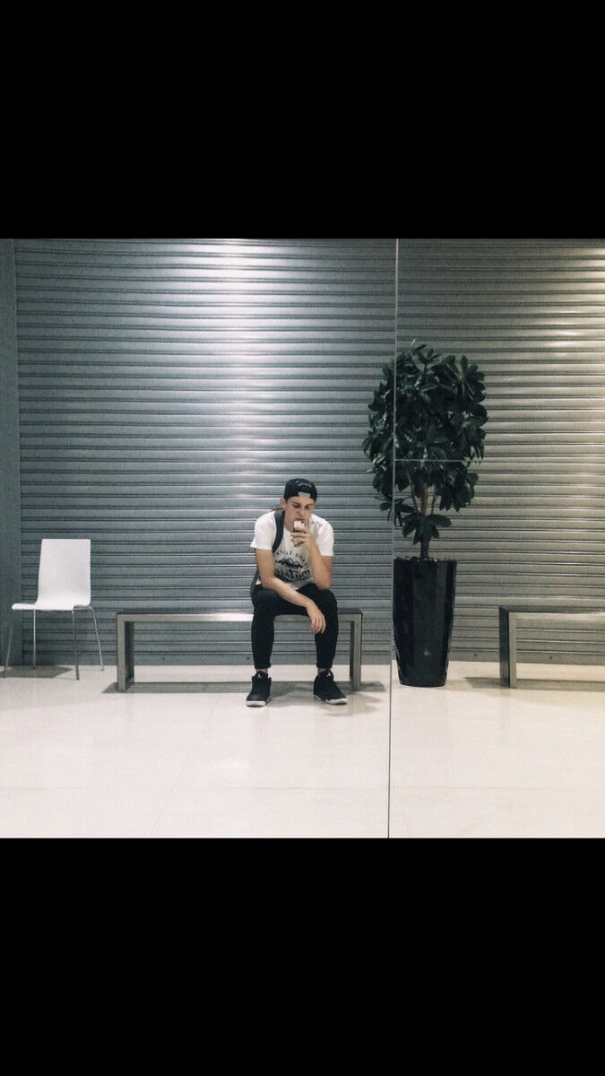  12992915  Riki, 27 ,    