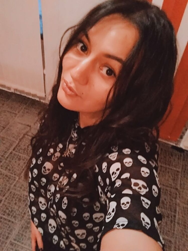  18051755  , 28 ,    