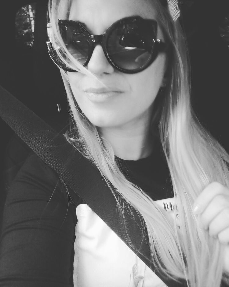  ,   Nadenika, 32 ,   ,   , c 